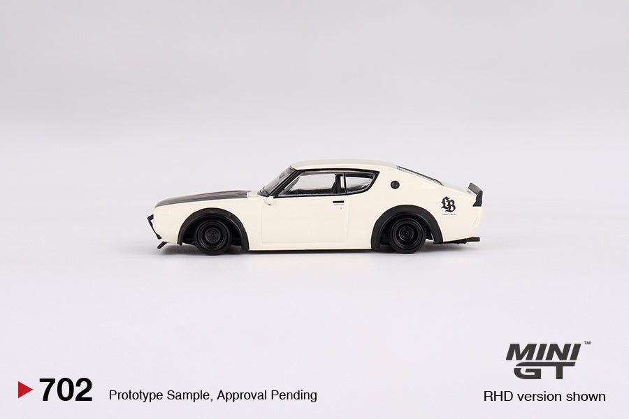 Nissan Skyline Kenmeri Liberty Walk White - 702