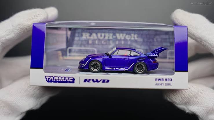 Tarmac Works RWB 993 Army Girl